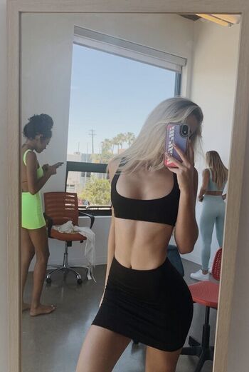 Full leaked Kenzi hope private onlyfans photo