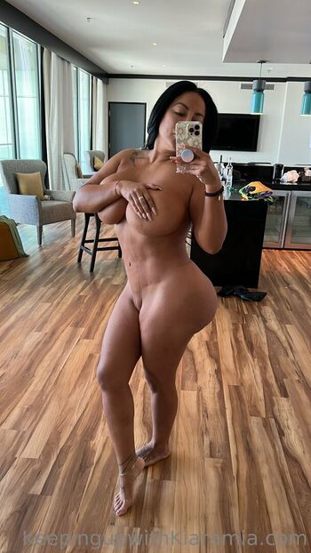 Kiara Mia