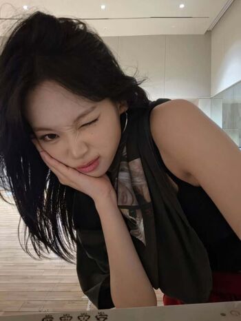 🔥 Kim chaewon  page leaked private photo uncensored full