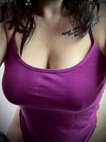 Full leaked Kimarirose private onlyfans photo