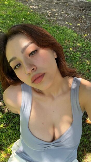 Full leaked Kimmyroxana private onlyfans photo