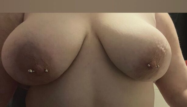 Kinkybitchx