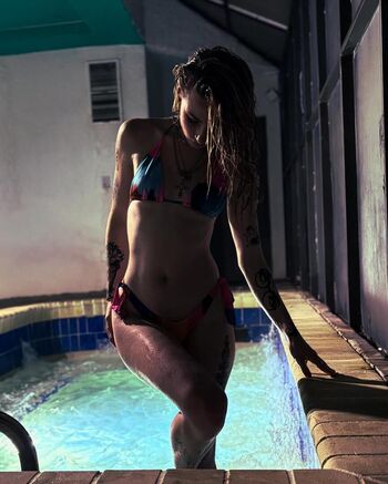Full leaked Kirbysuniverse private onlyfans photo