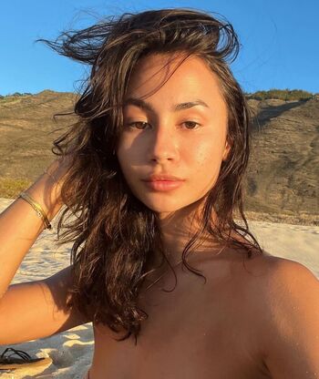 Kirra Santos