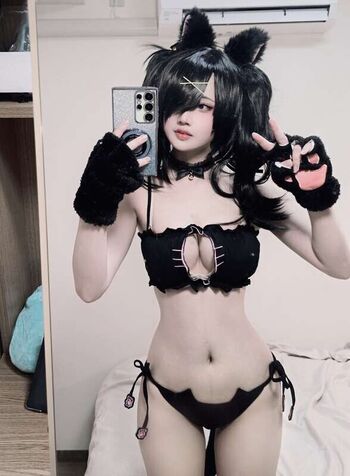 Full leaked Kitsuness private onlyfans photo