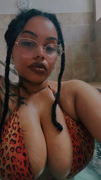Full leaked Kittii private onlyfans photo