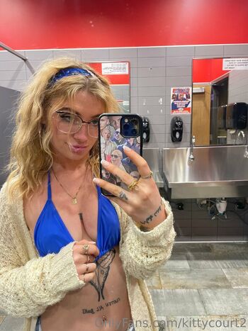 Full leaked Kittycourty private onlyfans photo