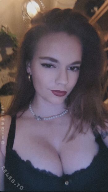 Full leaked Kittykattoni private onlyfans photo