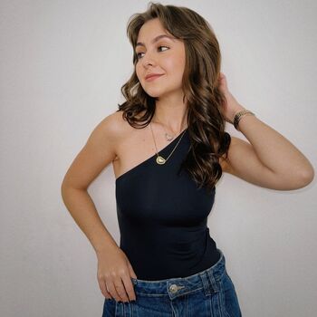 Klara Castanho