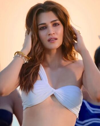 Full leaked Kritisanon private onlyfans photo