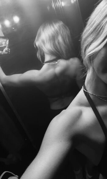 Full leaked Krystinh private onlyfans photo