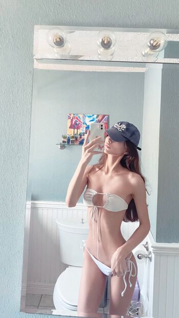 Full leaked Kyla ice private onlyfans photo