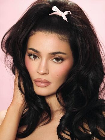 🔥 Kylie jenner  page leaked private photo uncensored full