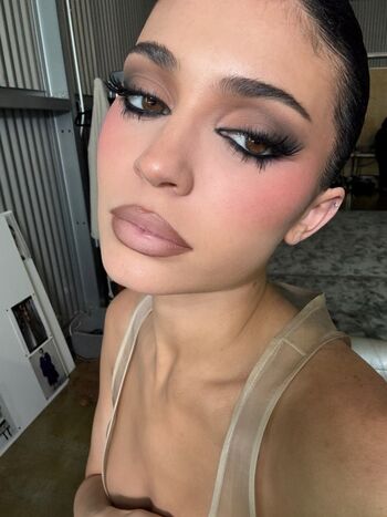 🔥 Kylie jenner  page leaked private photo uncensored full