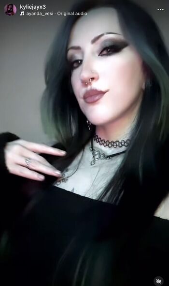 Full leaked Kyliejayx private onlyfans photo