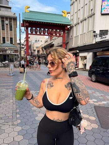 Full leaked La roli private onlyfans photo