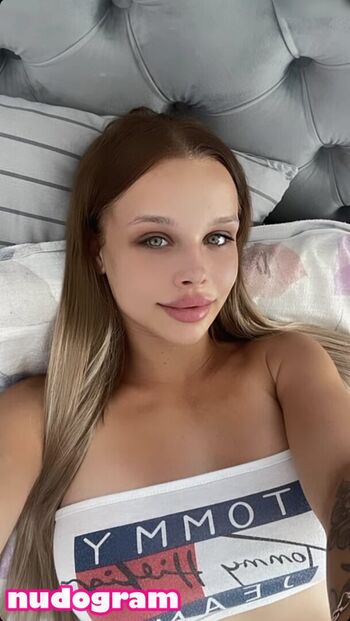 Full leaked Lara bttn private onlyfans photo
