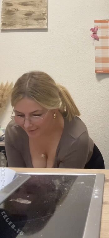 Full leaked Lara esser private onlyfans photo
