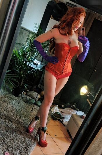 Lara Loxley