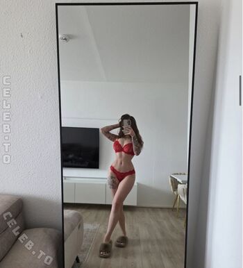 Full leaked Lara uth private onlyfans photo