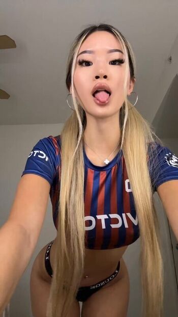 Full leaked Larissa private onlyfans photo