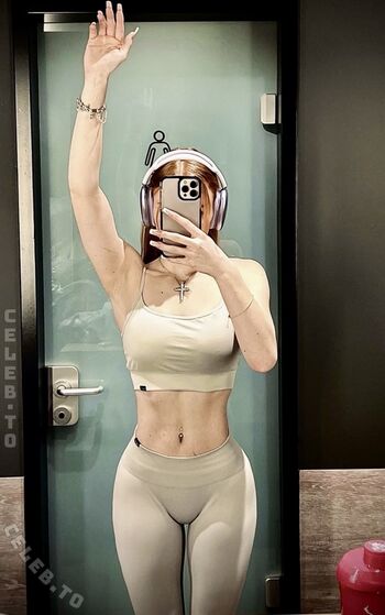 Full leaked Larissa private onlyfans photo