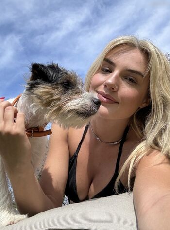 Full leaked Laura block private onlyfans photo