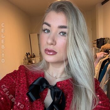 Full leaked Laura ski private onlyfans photo