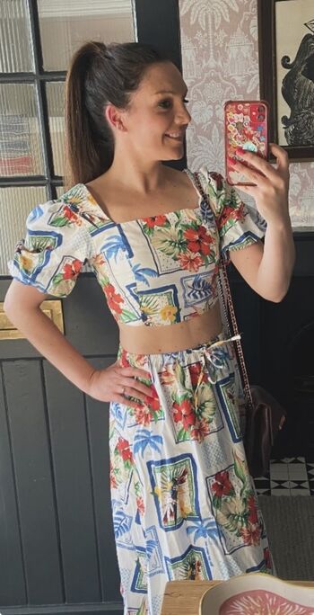 Laura Tobin