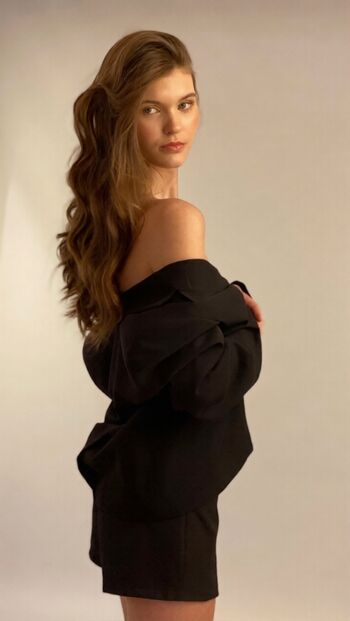 🔥 Laurafermann page leaked private photo uncensored full