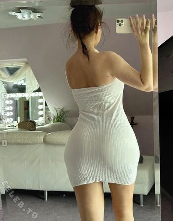 lauralianajane
