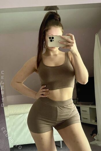 lauralianajane