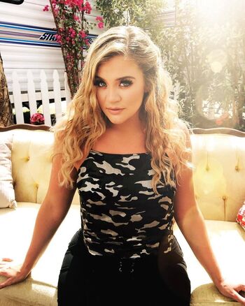 Lauren Al