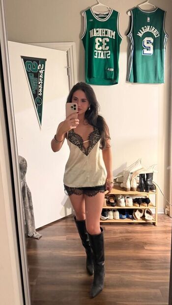 Full leaked Lauren clark private onlyfans photo