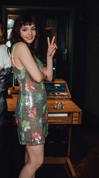 Lauren Mayberry