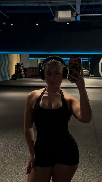 laurenduff_y