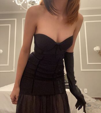 Full leaked Lavifiorio private onlyfans photo