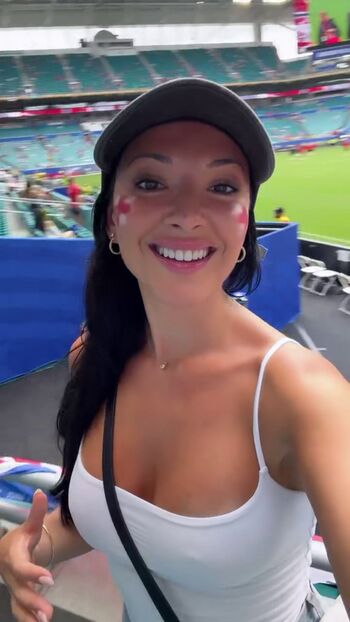 Full leaked Layah heilpern private onlyfans photo