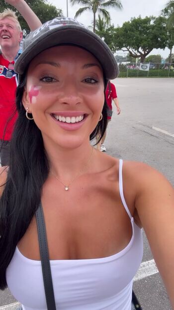 Layah Heilpern