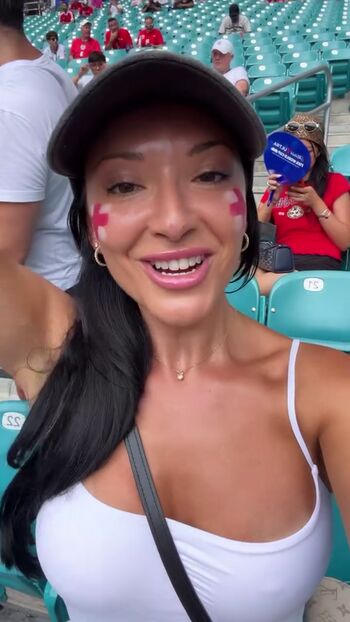 Full leaked Layah heilpern private onlyfans photo