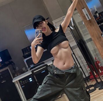 🔥 Le sserafim page leaked private photo uncensored full