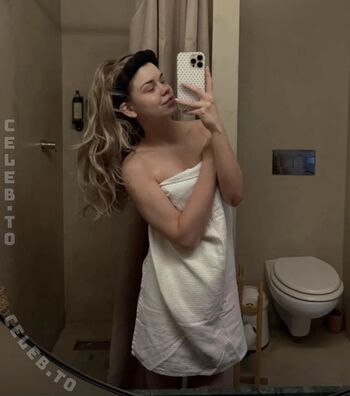 🔥 Lea peach  page leaked private photo uncensored full