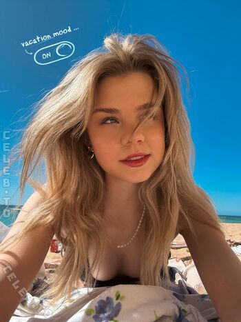 🔥 Lea peach  page leaked private photo uncensored full