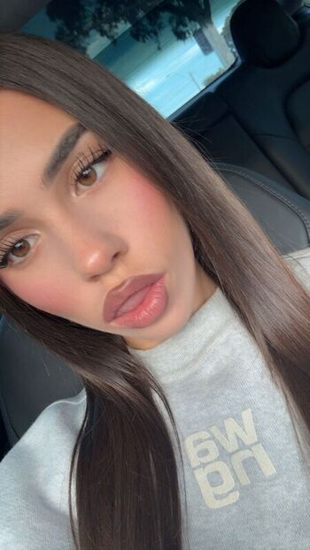 Leah Halton