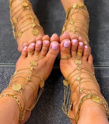 Full leaked Leah reuben private onlyfans photo