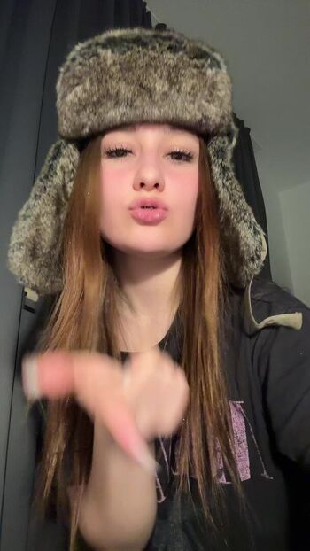 Full leaked Lennahey private onlyfans photo