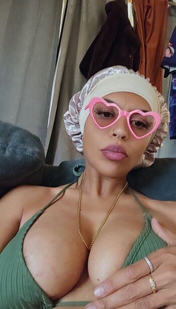 Full leaked Lenore kulka private onlyfans photo