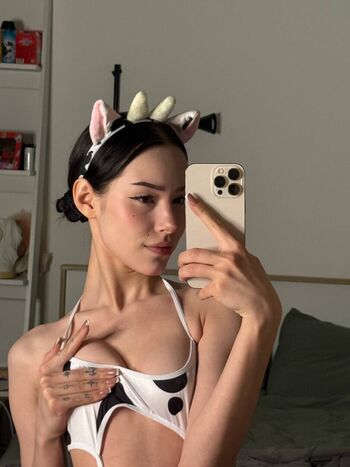Full leaked Liaglamour private onlyfans photo
