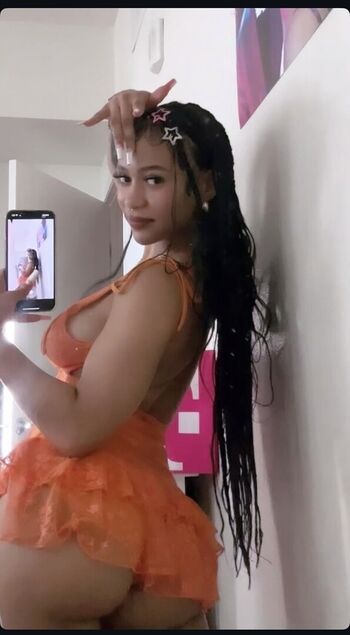 Full leaked Lianavaa private onlyfans photo