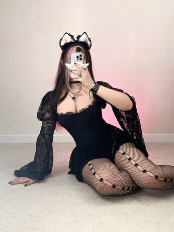 Lila Minx